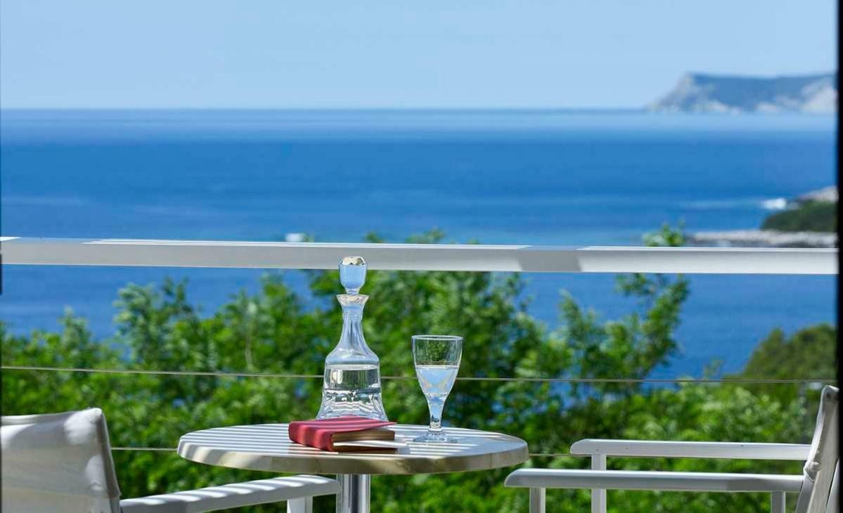 Villa Ioli- Beachfront Luxury Residence Igoumenítsa Extérieur photo